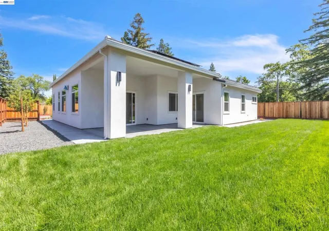 4th image of 5210 Shirehills Lane, Carmichael, CA 95608 | MLS# 41136922