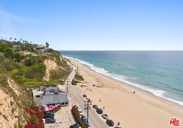 Homes for sale in Malibu, CA | 6795 Las Olas Wy, Malibu, CA 90265 | MLS# 26842133