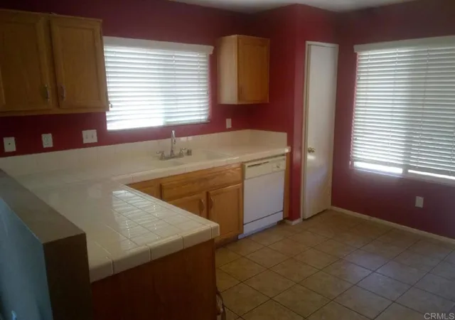 4th image of 15256 Ellery St, Adelanto, CA 92301 | MLS# PTP2604242
