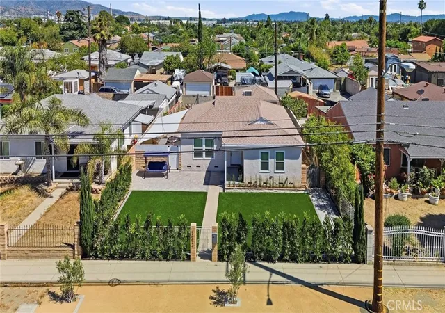 3rd image of 12824 Osborne, Pacoima, CA 91331 | MLS# SR26119304