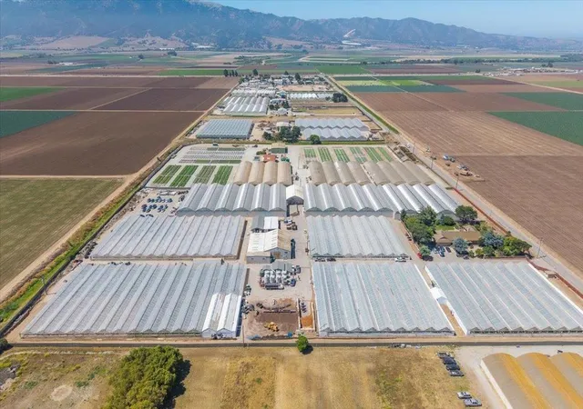 1st image of 23820 Potter Rd, Salinas, CA 93908 | MLS# ML82049541