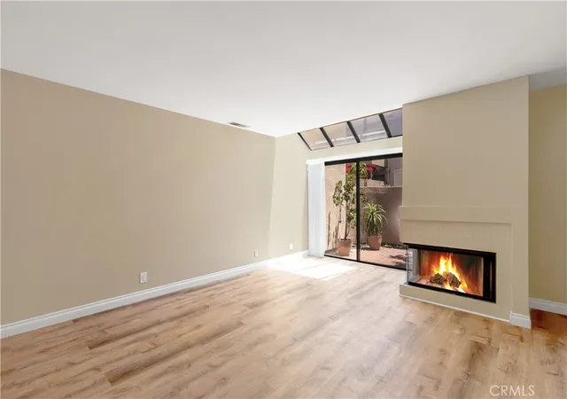 3rd image of 25761 Le Parc, Lake Forest, CA 92630