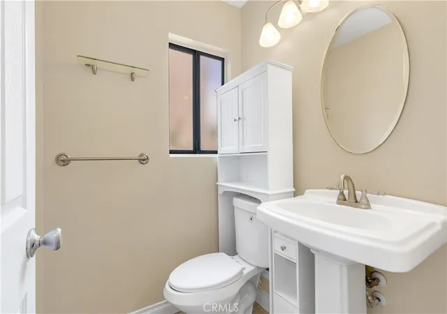 4th image of 25761 Le Parc, Lake Forest, CA 92630