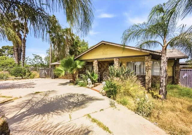 Photo 1 of Sale Pending at 6540 Etiwanda, Jurupa Valley, CA 91752 | MLS# CV26118905 | Listing updated on 2026-10-09
