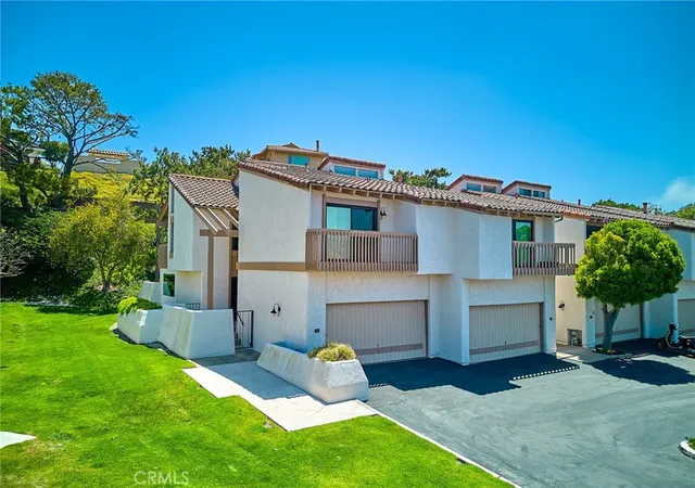 1st image of 30 Seaview N, Palos Verdes Peninsula, CA 90274 | MLS# PV26120432
