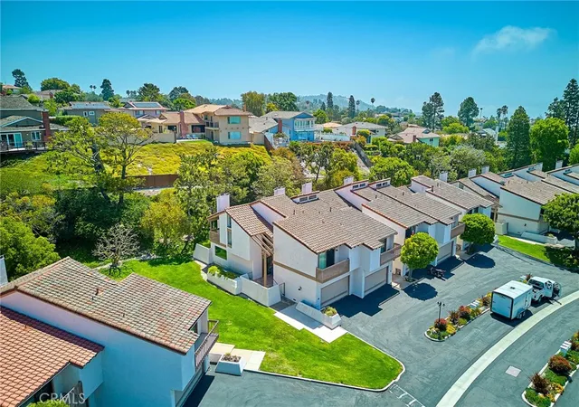 2nd image of 30 Seaview, Palos Verdes Peninsula, CA 90274 | Houzeo