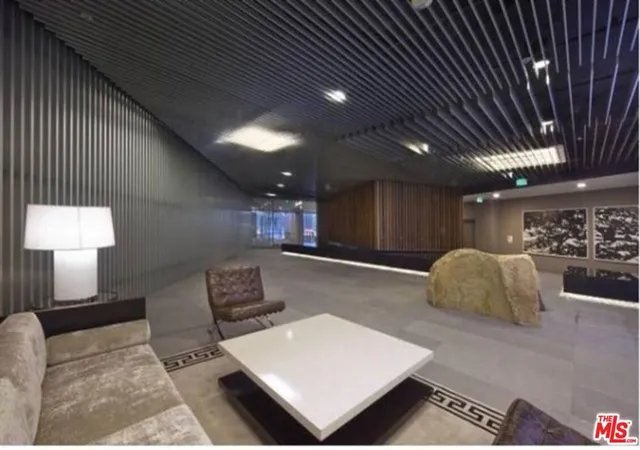 3rd image of 3785 Wilshire Blvd #908, Los Angeles, CA 90010 | MLS# 26842293