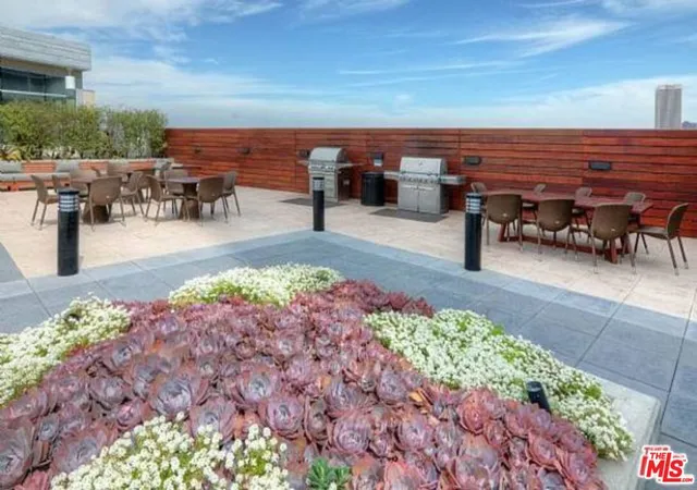 5th image of 3785 Wilshire Blvd #908, Los Angeles, CA 90010 | MLS# 26842293