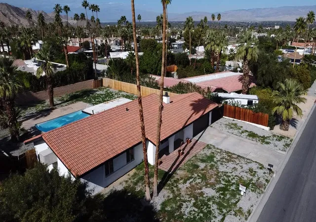 Photo 3 of Single family home for sale at 46075 Verba Santa Dr, Palm Desert, CA 92260 | MLS# 219148715DA | Listing updated on 2026-10-28