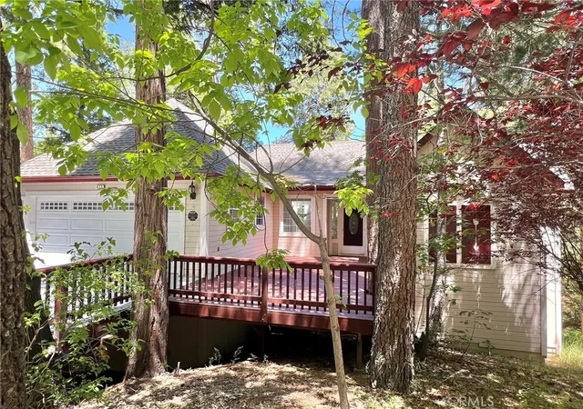 Photo 1 of Single family home for sale at 473 Annandale Dr, Lake Arrowhead, CA 92352 | MLS# IG26120514 | Listing updated on 2026-09-05