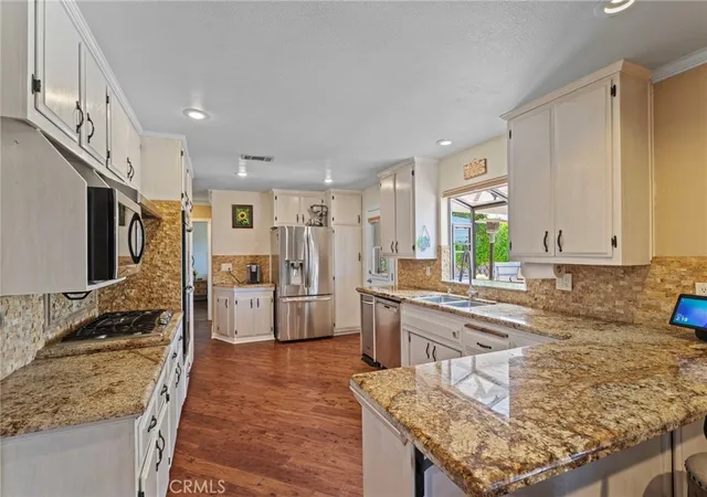 Photo 3 of Sale Pending at 16520 Wagon Wheel Dr, Riverside, CA 92506 | MLS# IV26119300 | Listing updated on 2026-07-09