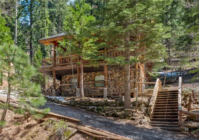 Photo 3 of Single family home for sale at 7426 Henness Ridge Rd, Yosemite National Park, CA 95389 | MLS# FR26119770 | Listing updated on 2026-06-04