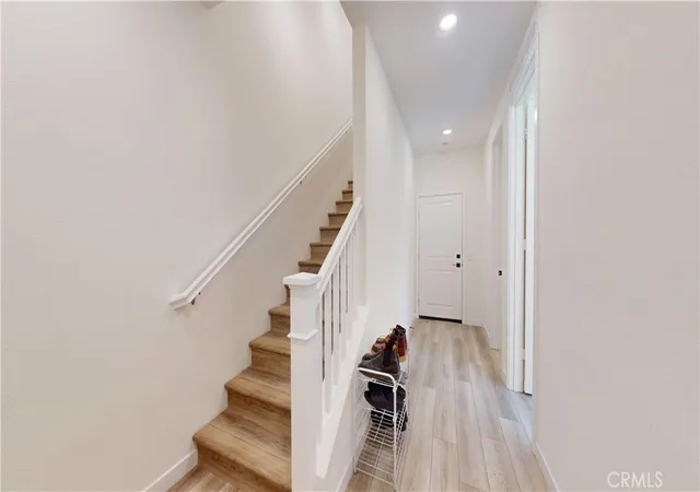 4th image of 27131 Observation Ct, Stevenson Ranch, CA 91381 | MLS# SR26120595