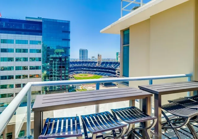 Homes for sale in San Diego, CA | 427 9th Ave, San Diego, CA 92101 | Houzeo