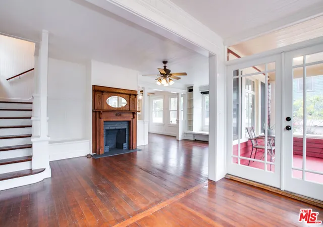 5th image of 105 Park Pl, Venice, CA 90291 | MLS# 26799926
