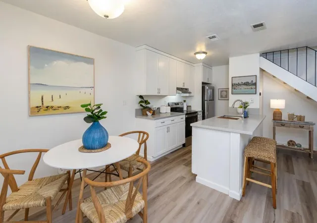 Photo 4 of Condo for sale at 1135 Callas Ln #2, Capitola, CA 95010 | MLS# ML82049583 | Listing updated on 2026-09-20