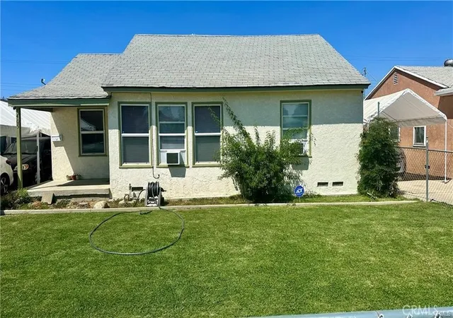 2nd image of 1405 Chester Ave, Bakersfield, CA 93304 | MLS# SR26118332