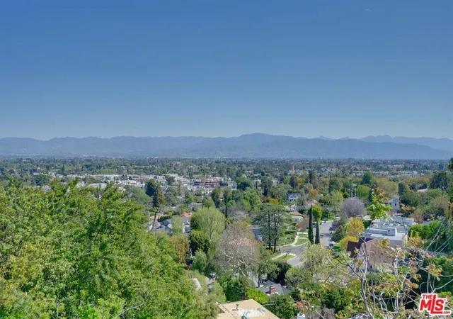 Homes for sale in Sherman Oaks, CA | 4100 Witzel, Sherman Oaks, CA 91423 | MLS# SR26120401