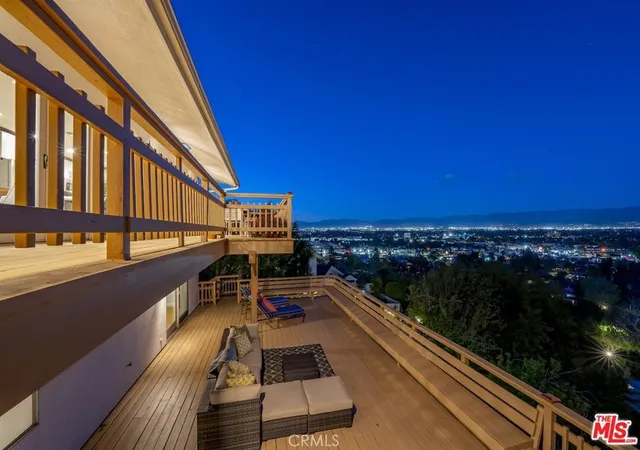 Homes for sale in Sherman Oaks, CA | 4100 Witzel, Sherman Oaks, CA 91423 | MLS# SR26120401