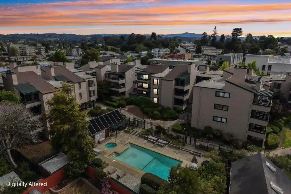 Listing Photo 1 - Condo for sale in 321 Broadway located at 321 Broadway, Santa Cruz, CA 95060 - Unit #A2