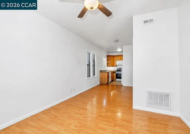 Listing Photo 5 - Condo for sale in building located at 1319 1321 Sacramento St, Vallejo, CA 94590
