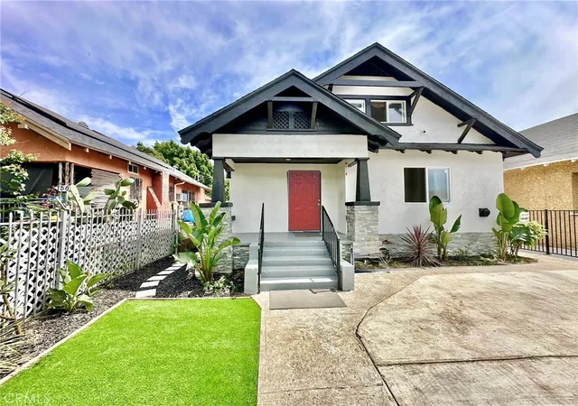 Photo 1 of Single family home for sale at 160 West 48th, Los Angeles, CA 90037 | MLS# TR26120477 | Listing updated on 2026-09-26