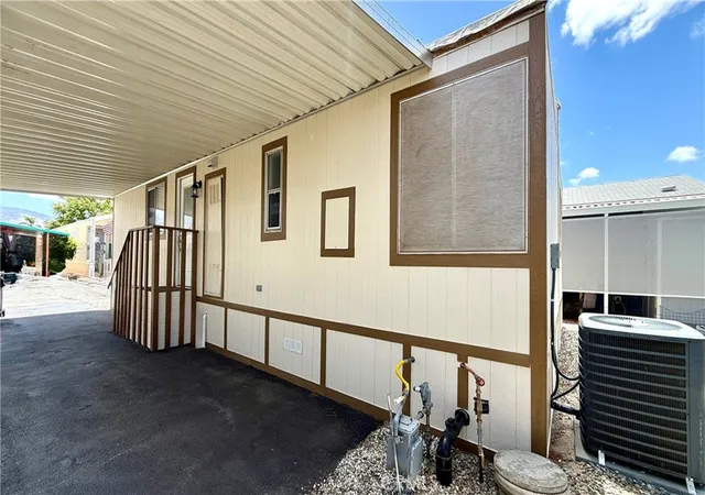 Homes for sale in Hemet, CA | 881 N Lake St #69, Hemet, CA 92544 | MLS# SW26120270