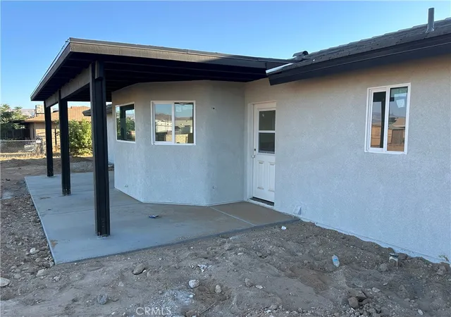 4th image of 13223 Central, Apple Valley, CA 92308 | MLS# HD26119936