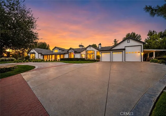 Photo 1 of Single family home for sale at 35350 Linda Rosea, Temecula, CA 92592 | MLS# SW26120115 | Listing updated on 2026-10-02