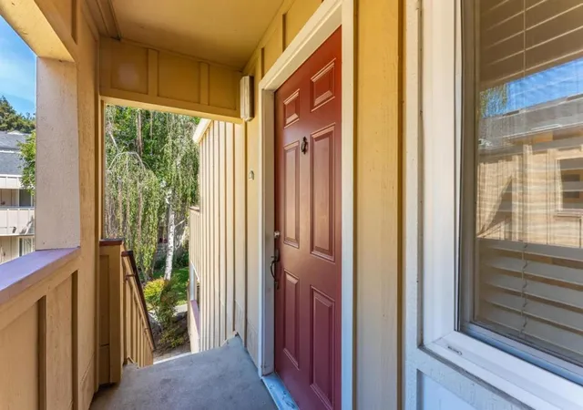 Photo 2 of Condo for sale at 15 Monte Verano Ct, San Jose, CA 95116 | MLS# ML82049651 | Listing updated on 2026-10-11