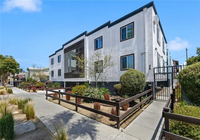 2nd image of 1060 Olive, Long Beach, CA 90813 | MLS# PW26120925