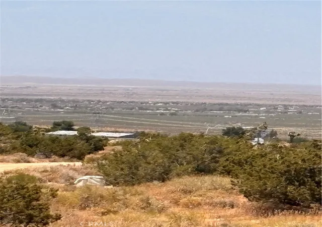 3rd image of 0 126Th, Pearblossom, CA 93553 | MLS# SR26120388
