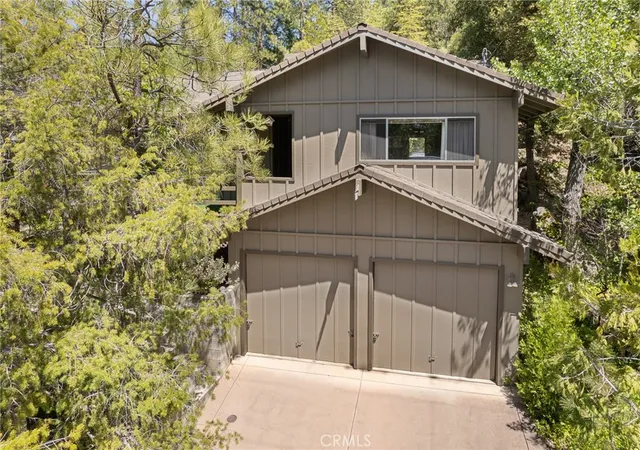 Homes for sale in Bass Lake, CA | 38980 Lake Point Ct, Bass Lake, CA 93604 | MLS# FR26120779