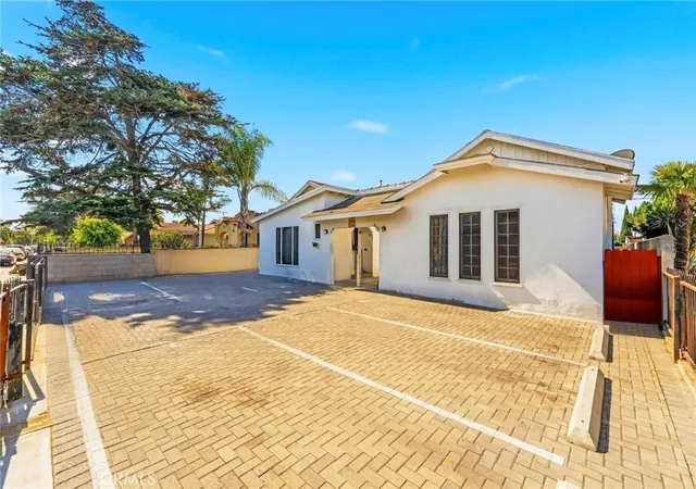 4th image of 2500 Hill, Huntington Park, CA 90255 | MLS# PW26121119