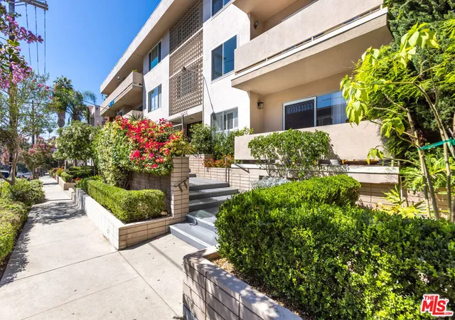 2nd image of 1955 Tamarind Ave #2, Los Angeles, CA 90068 | MLS# 26841247