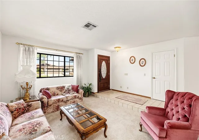 Photo 4 of Single family home for sale at 30127 White Wake, Canyon Lake, CA 92587 | MLS# SW26118957 | Listing updated on 2026-09-21