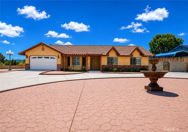 Homes for sale in Yucca Valley, CA | 57815 San Tropeze, Yucca Valley, CA 92284 | MLS# JT26113961