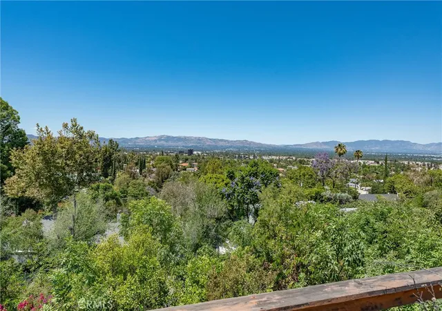 2nd image of 18070 Boris Dr, Encino, CA 91316 | MLS# SR26119506