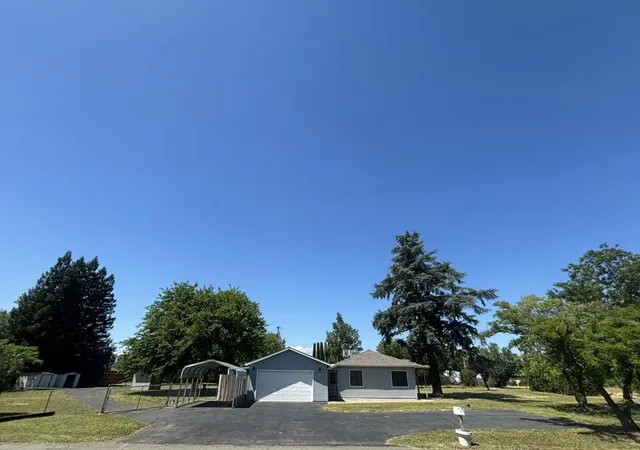 1st image of 5050 Bo Peep Ln, Redding, CA 96002 | MLS# 219148745DA