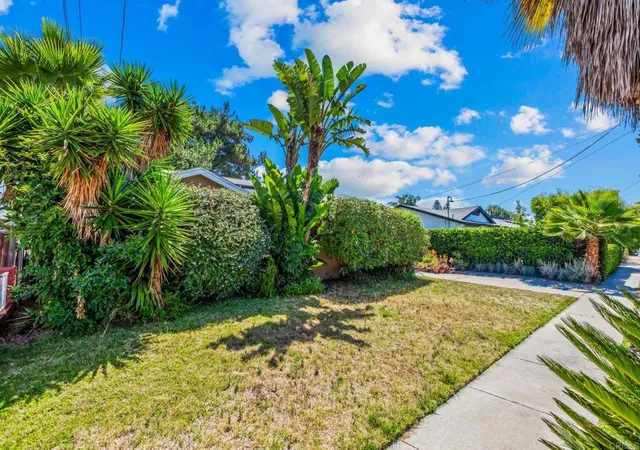 3rd image of 650 Begonia St, Escondido, CA 92027 | MLS# NDP2605341
