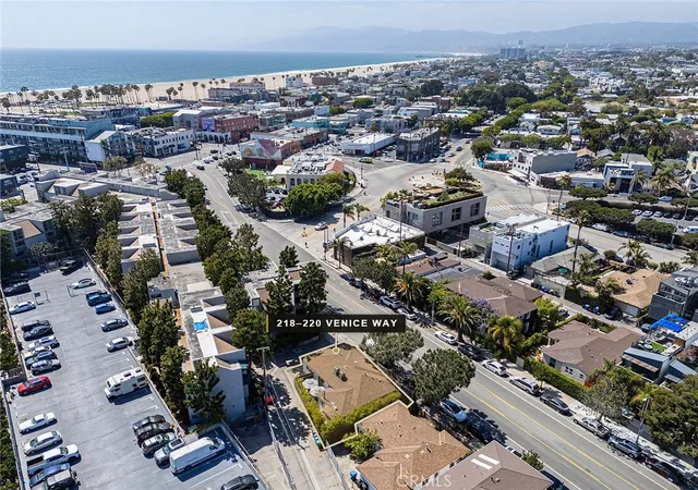 3rd image of 218 Venice Way, Venice, CA 90291 | MLS# OC26121239