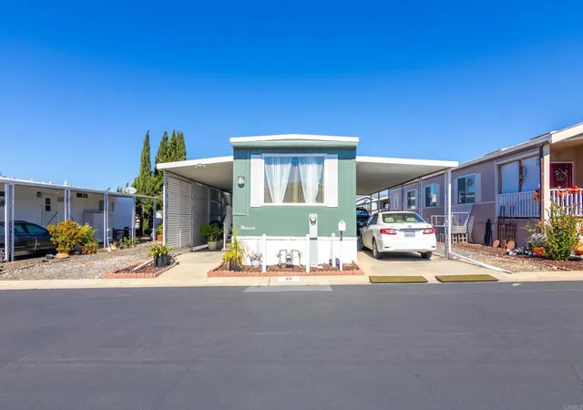 Homes for sale in Vista, CA | 1010 E Bobier Dr, Vista, CA 92084 | MLS# NDP2605343