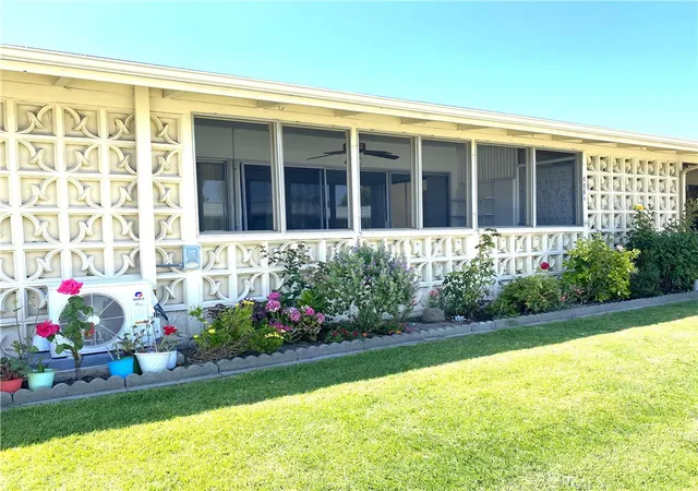 2nd image of 1560 Interlachen Rd, M12 66k, Seal Beach, CA 90740 | MLS# PW26120187