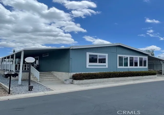 Photo 2 of Manufactured home for sale at 2230 Lake Park Dr #55, San Jacinto, CA 92583 | MLS# OC26121329 | Listing updated on 2026-06-04
