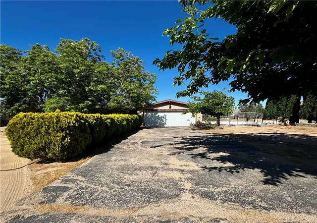 2nd image of 7623 Oxford, Hesperia, CA 92345 | MLS# IV26121462