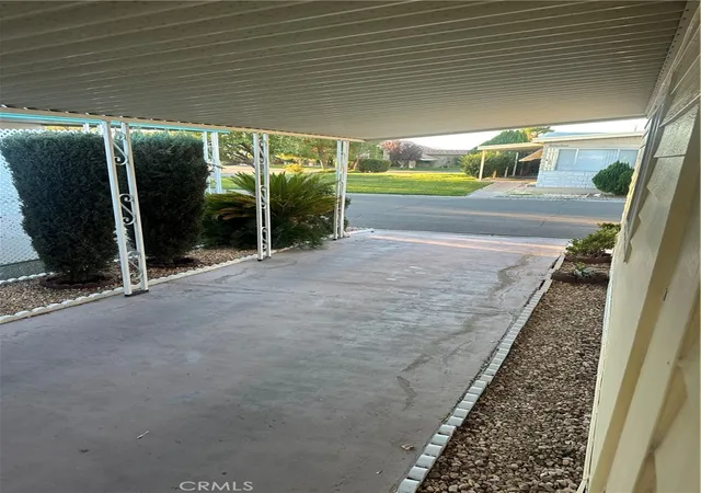 Photo 2 of Manufactured home for sale at 20863 Waalew #B2, Apple Valley, CA 92307 | MLS# HD26106084 | Listing updated on 2026-06-04