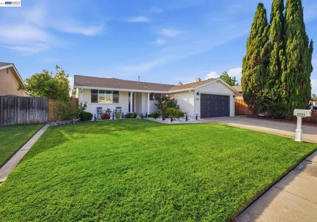 Homes for sale in Newark, CA | 6221 Broadway Ave, Newark, CA 94560 | MLS# 41137074