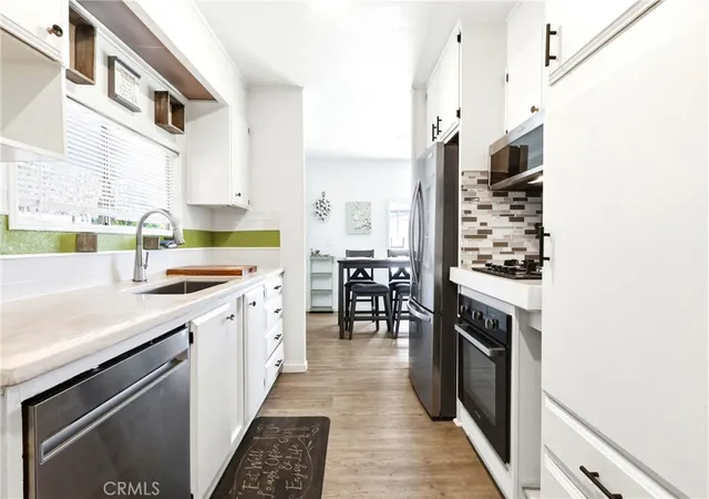 4th image of 22601 Bear Valley Rd #63, Apple Valley, CA 92308 | MLS# HD26121296