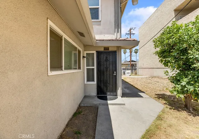 Photo 1 of Condo for sale at 2004 Palm Ave, Highland, CA 92346 | MLS# SW26121397 | Listing updated on 2026-10-04