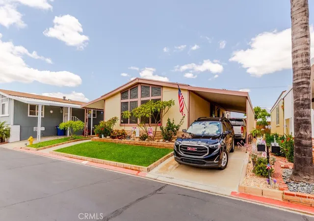 5th image of 1456 E Philadelphia #16, Ontario, CA 91761 | MLS# IV26121559